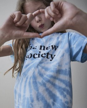 [THE NEW SOCIETY] THE NEW SOCIETY TEE / DEEP BLUE